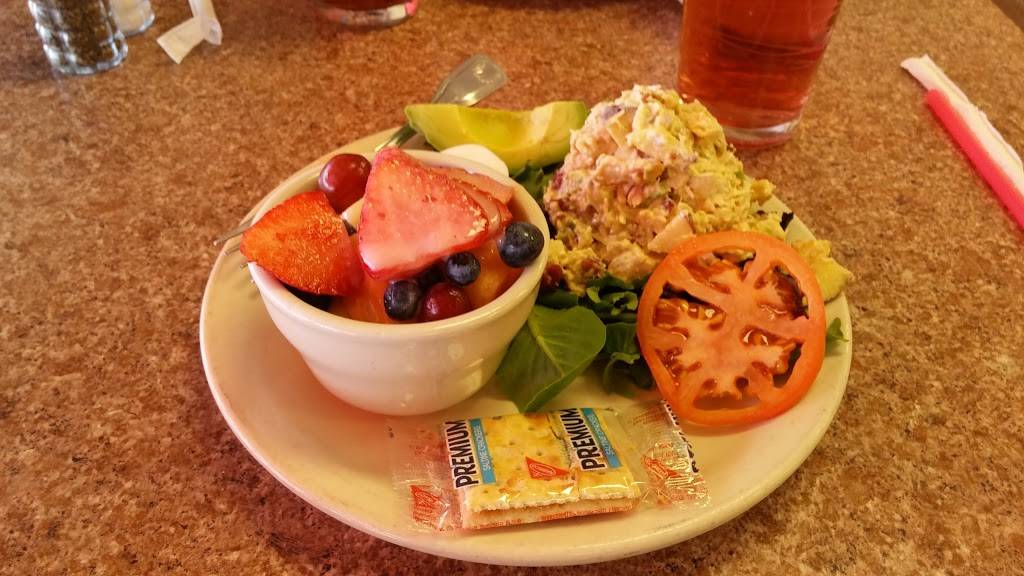 Celebrity Café & Bakery | cafe | 3520 Preston Rd #111, Frisco, TX 75034, USA | 2143870060 OR +1 214-387-0060