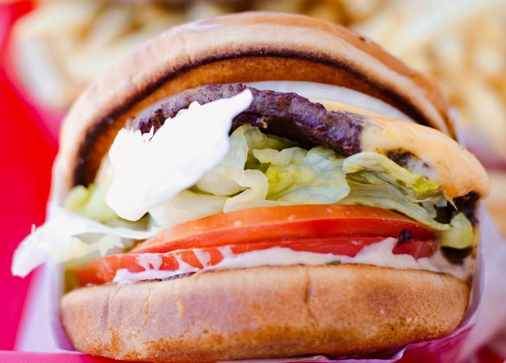 In-N-Out Burger | restaurant | 798 Redwood Hwy, Mill Valley, CA 94941, USA | 8007861000 OR +1 800-786-1000
