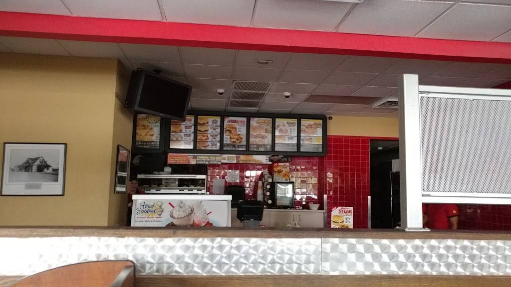 Hardees | restaurant | 402 S Tamiami Trail, Ruskin, FL 33570, USA | 8136457940 OR +1 813-645-7940