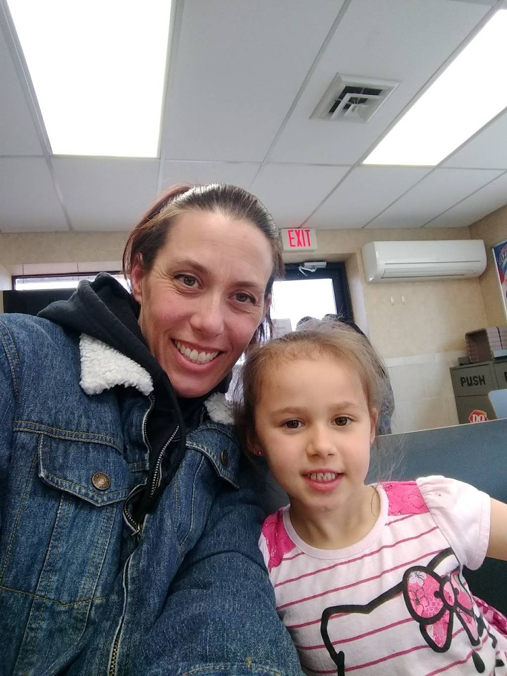 Dairy Queen | restaurant | 118 W Bay St, East Tawas, MI 48730, USA | 9893622071 OR +1 989-362-2071