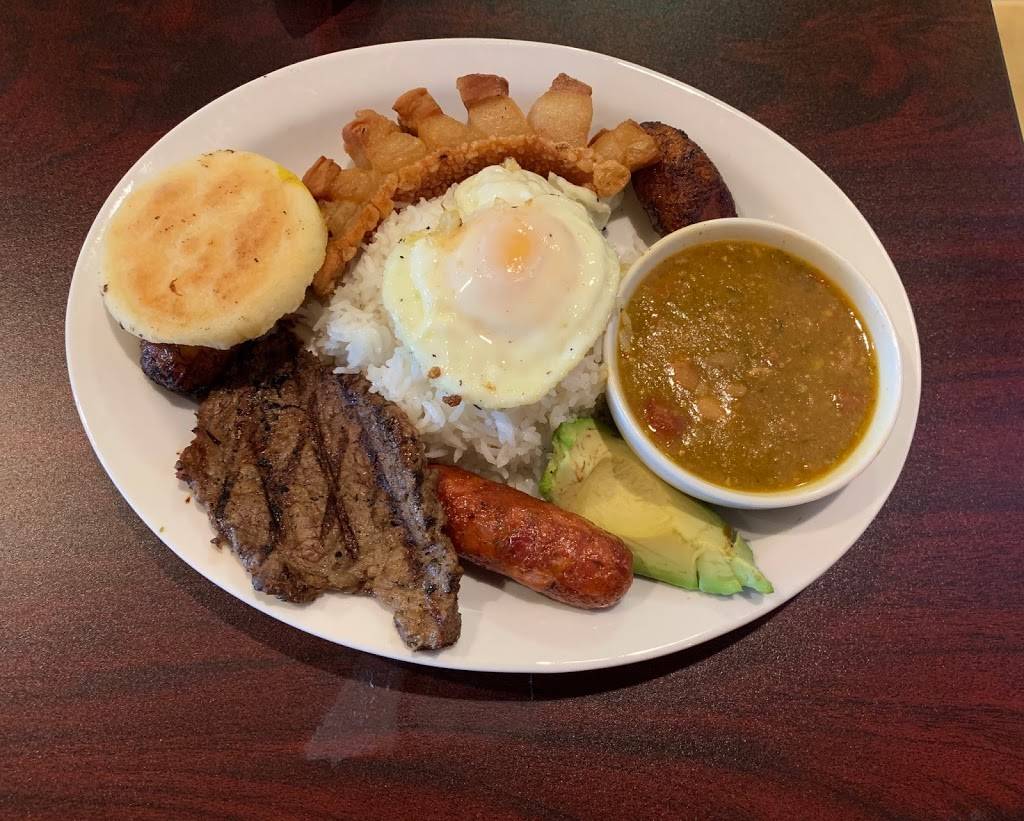 El Meson Latin Restaurant & Bar | restaurant | 4915 Farm to Market 2920 #100, Spring, TX 77388, USA | 8324580020 OR +1 832-458-0020