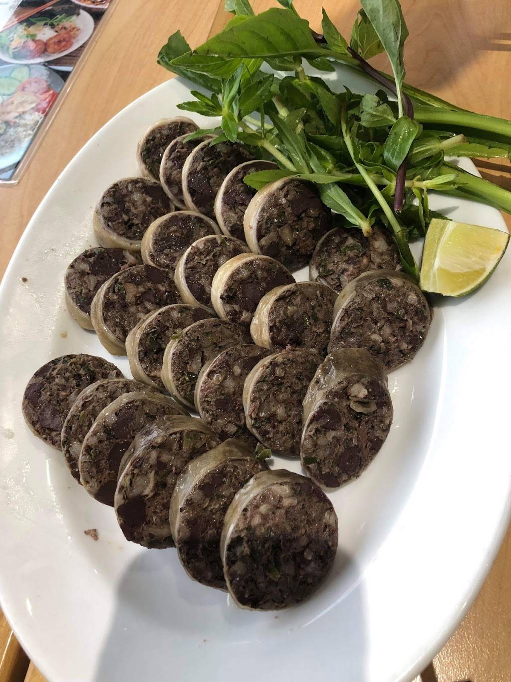 PHO YEN | restaurant | 2422 St Clair Ave W, Toronto, ON M6N 1L2, Canada | 4169016896 OR +1 416-901-6896