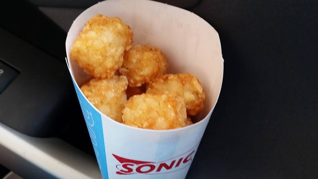 Sonic Drive-In | restaurant | 3923 N 19th St, Waco, TX 76708, USA | 2547522227 OR +1 254-752-2227