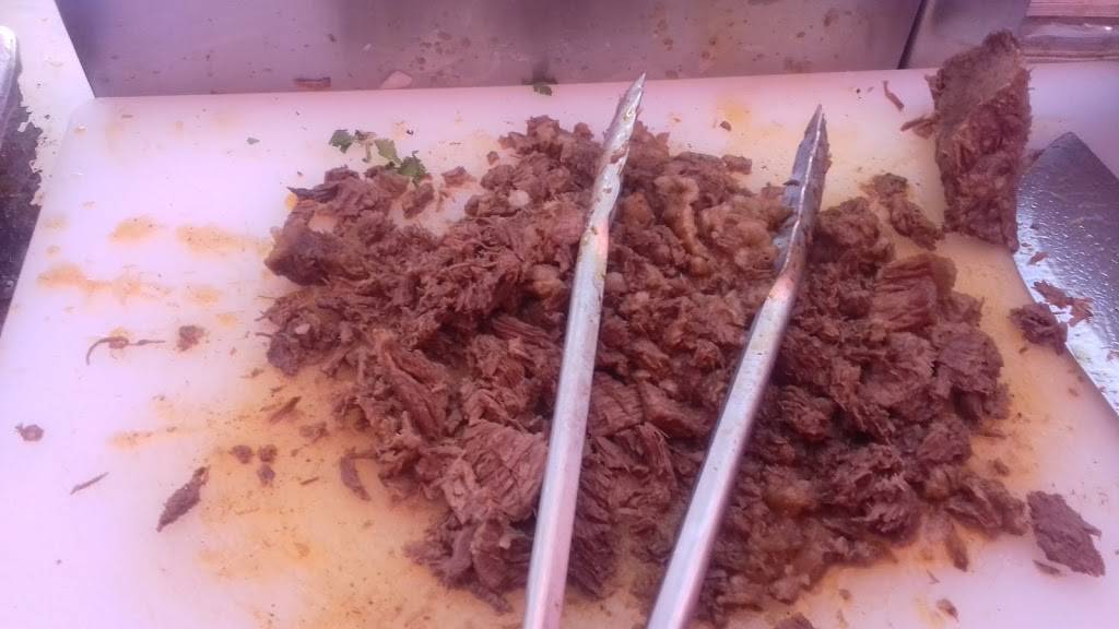 Birriería "El Moreno" | restaurant | Bosques Tropicales, Natura Seccion Bosques, Tijuana, B.C., Mexico | 0446645179580 OR +52 1 664 517 9580