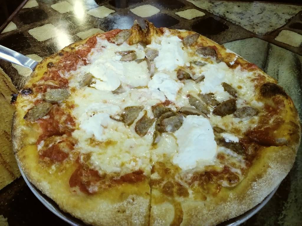 The Crafty Crust | restaurant | 131 North, US-1, Tequesta, FL 33469, USA | 5617438888 OR +1 561-743-8888