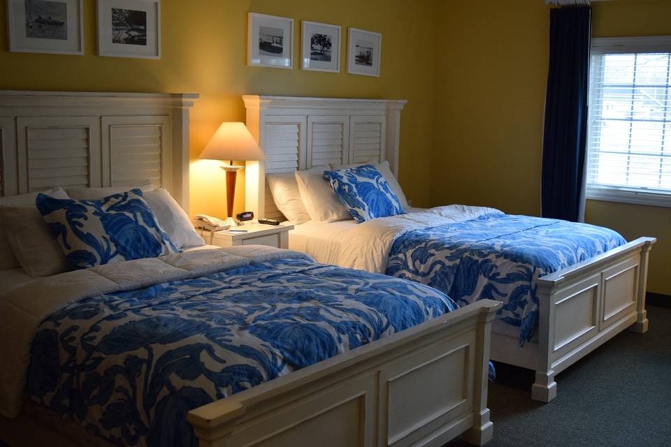 Bay Pointe Inn | restaurant | 11456 Marsh Rd, Shelbyville, MI 49344, USA | 2696728111 OR +1 269-672-8111