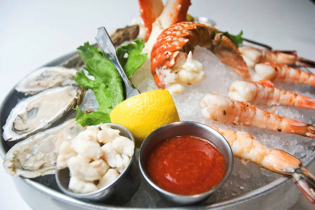 Connors Steak & Seafood | restaurant | 10076 Gulf Center Dr, Fort Myers, FL 33913, USA | 2392672677 OR +1 239-267-2677