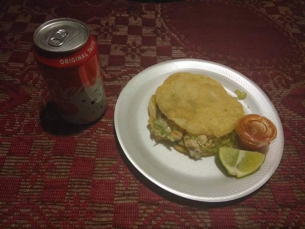 Taqueria La Guadalupana | restaurant | 715 W Mt Houston Rd, Houston, TX 77038, USA | 8323879410 OR +1 832-387-9410