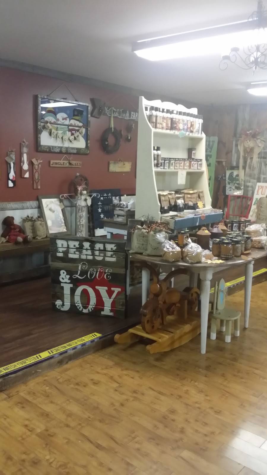 Steves Pizza | restaurant | 18450 Walnut St, Laurelville, OH 43135, USA | 7403324308 OR +1 740-332-4308