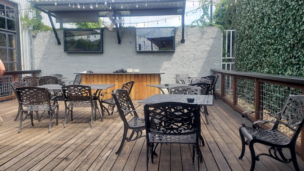 Pour Behavior | restaurant | 2211 Travis St, Houston, TX 77002, USA | 8336234283 OR +1 833-623-4283