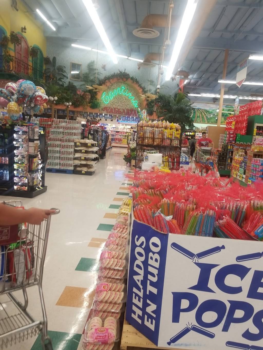 Vallarta Supermarkets | bakery | 17390 Main St, Hesperia, CA 92345, USA | 4426003020 OR +1 442-600-3020