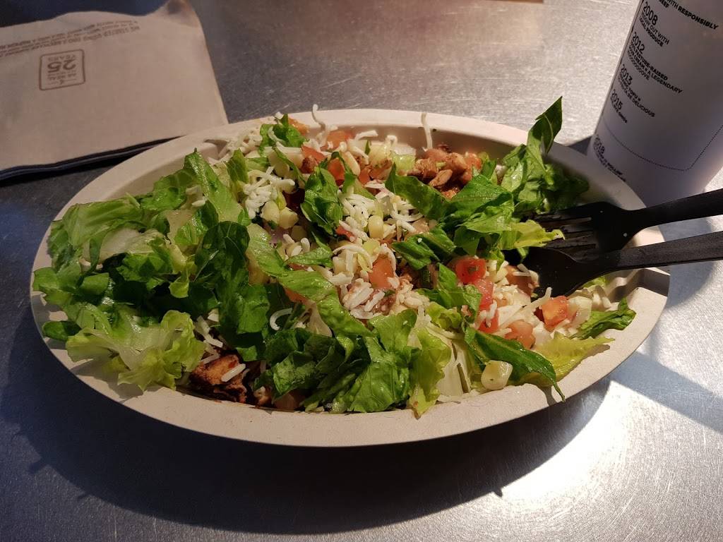 Chipotle Mexican Grill | restaurant | 3952 Rivermark Plaza, Santa Clara, CA 95054, USA | 4084184103 OR +1 408-418-4103