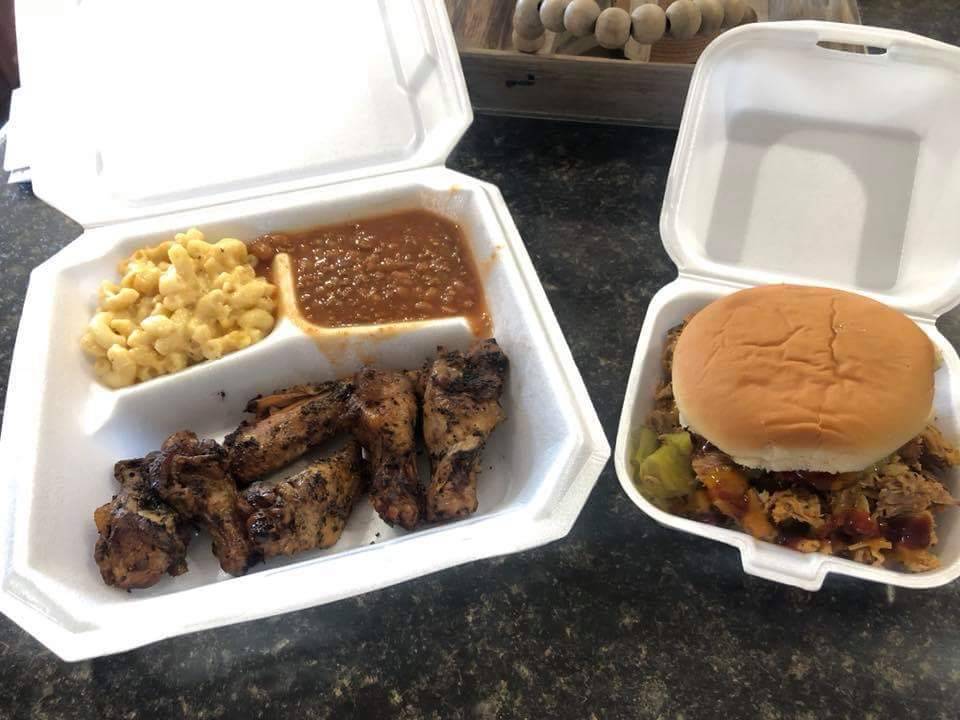 Lil Smokeys BBQ | restaurant | 8678 AL-50, Dadeville, AL 36853, USA | 3345303959 OR +1 334-530-3959