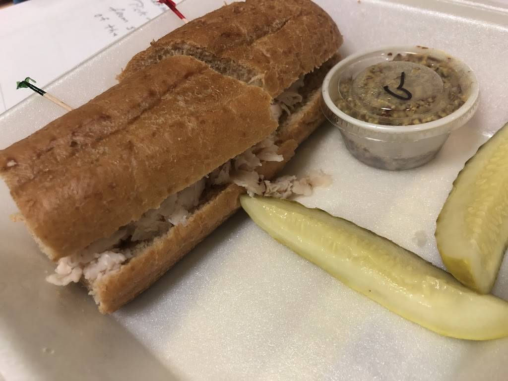 Grouchos Deli | restaurant | 118 N Main St, Summerville, SC 29483, USA | 8435088295 OR +1 843-508-8295