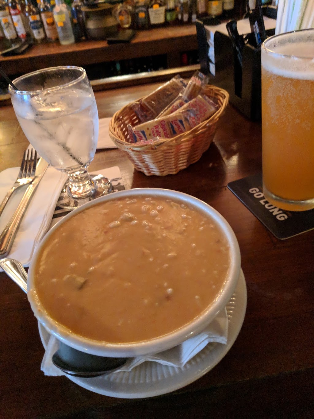 Alexander Michaels | restaurant | 401 W 9th St, Charlotte, NC 28202, USA | 7043326789 OR +1 704-332-6789