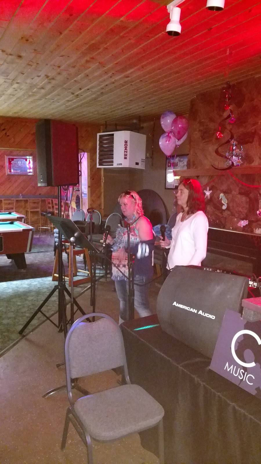 Huntin Shack | restaurant | 724 MN-210, Pillager, MN 56473, USA | 2187469420 OR +1 218-746-9420