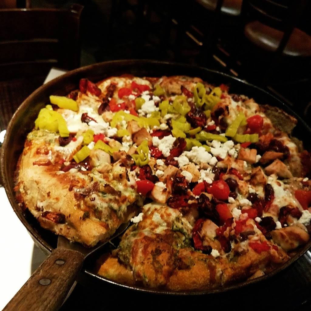 BJs Restaurant & Brewhouse | restaurant | 5207 Brodie Ln #300, Sunset Valley, TX 78745, USA | 5128923800 OR +1 512-892-3800