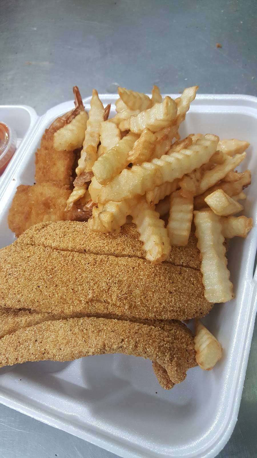 City Best Wings & Deli | restaurant | 2134 Fairburn Rd, Douglasville, GA 30135, USA | 7709477880 OR +1 770-947-7880