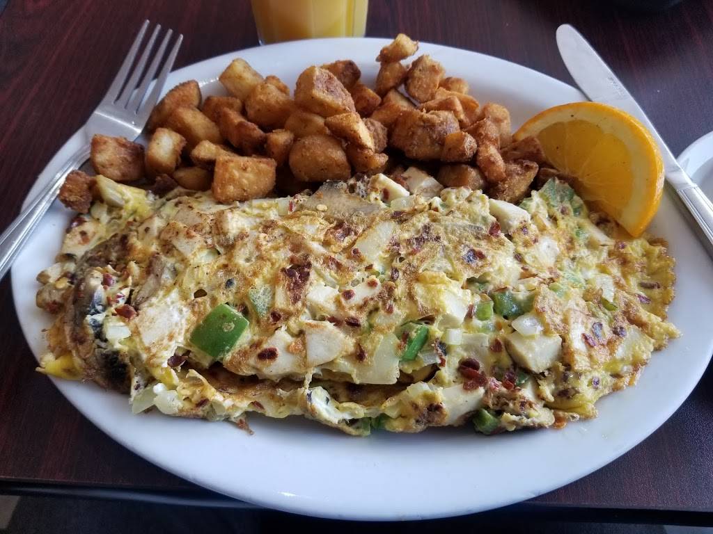 Daybreak | restaurant | 75 Strathy Rd #2, Cobourg, ON K9A 5W8, Canada | 9053737200 OR +1 905-373-7200