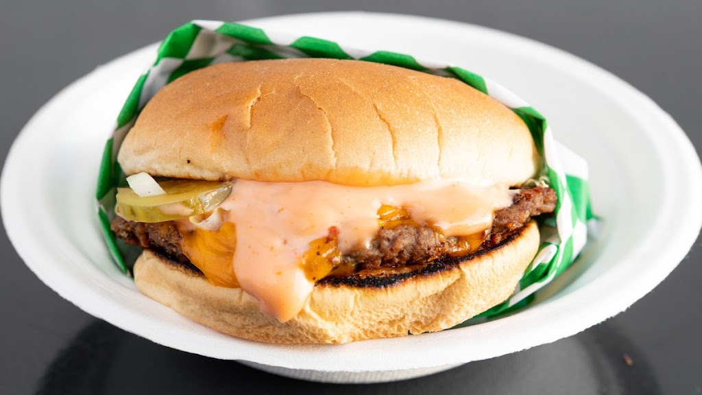 5:55 Burgers & Fries (HOLLYWOOD) | restaurant | 5652 Hollywood Blvd, Los Angeles, CA 90028, USA | 5623969555 OR +1 562-396-9555