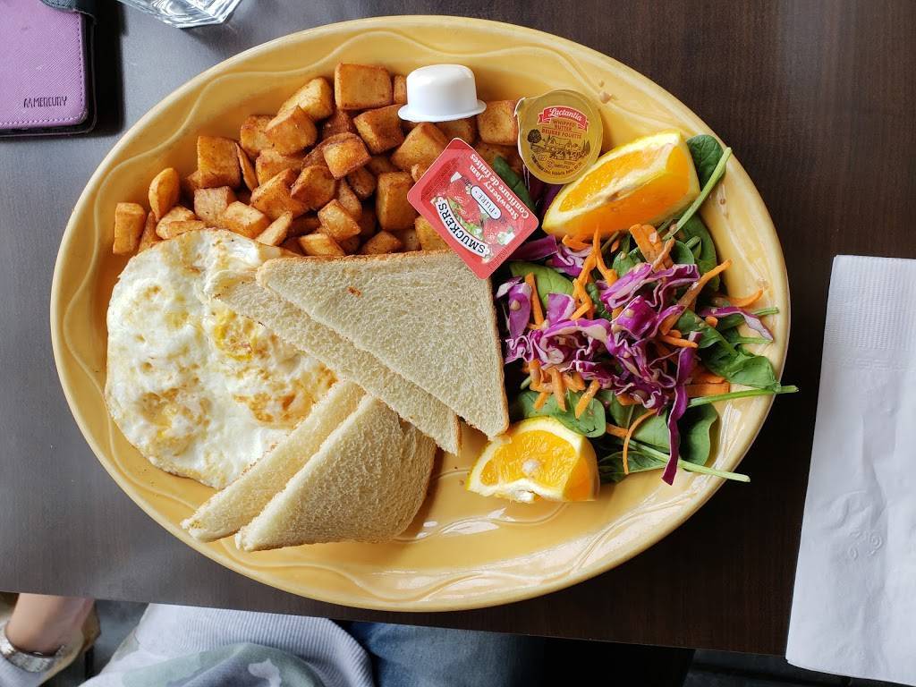 Cafe Mirage Grill & Lounge | restaurant | 26 William Kitchen Rd, Scarborough, ON M1P 5B7, Canada | 4163351177 OR +1 416-335-1177