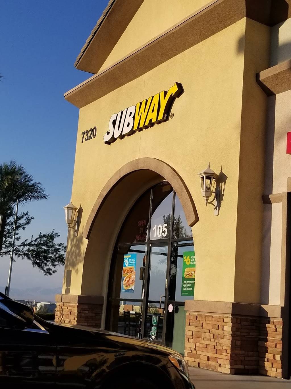 Subway | restaurant | Rainbow Village, 7320 S Rainbow Blvd #105, Las Vegas, NV 89139, USA | 7022700325 OR +1 702-270-0325