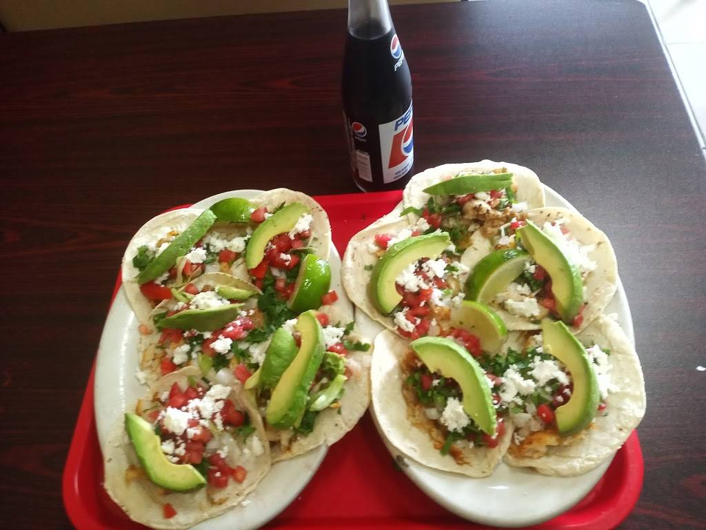 El Rinconcito Del Sabor | restaurant | 3418 W Baker St, Plant City, FL 33563, USA | 8136528243 OR +1 813-652-8243