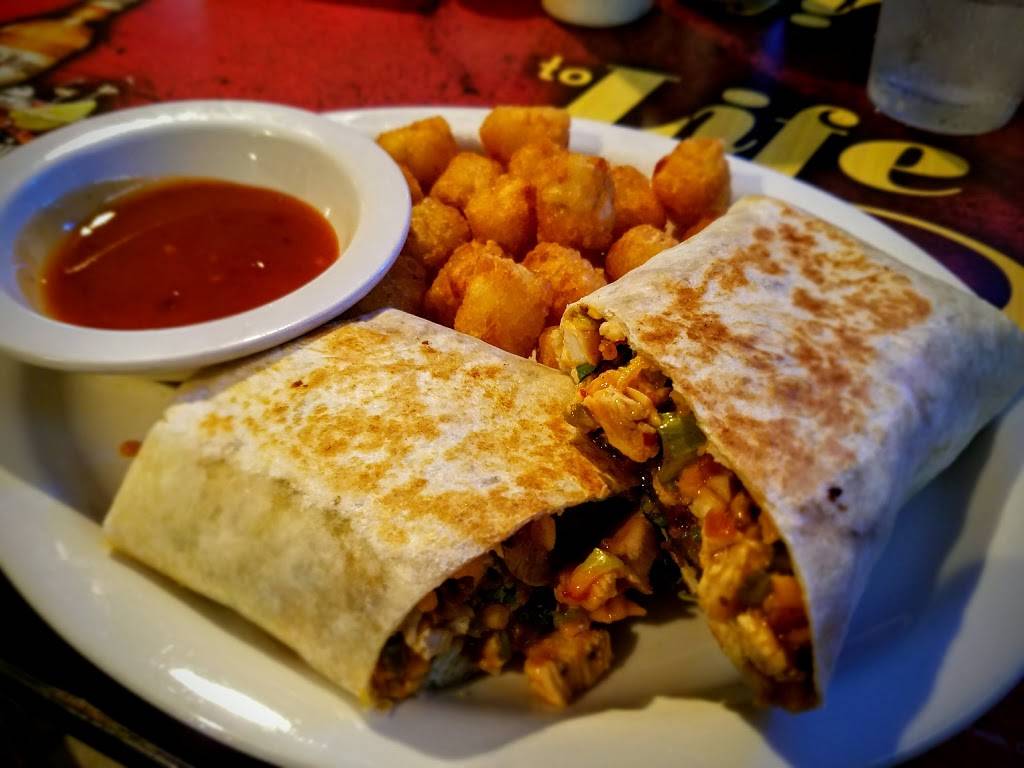 Road Trip Bar & Grill | restaurant | 217 Main St N #2714, Dover, MN 55929, USA | 5079325330 OR +1 507-932-5330