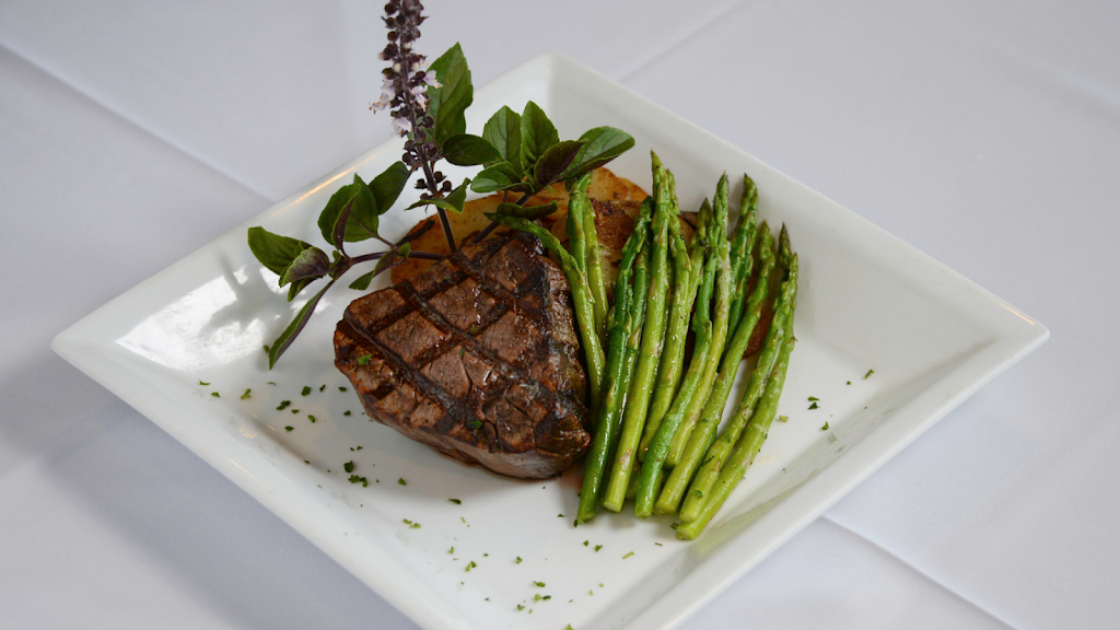 Blue Heron Restaurant | restaurant | 137 Plantation Dr, Titusville, FL 32780, USA | 3213859100 OR +1 321-385-9100