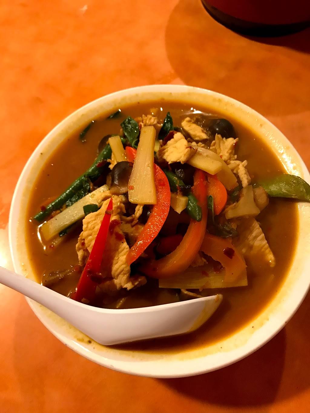 Vim Thai Restaurant | restaurant | 5132 Hollywood Blvd, Los Angeles, CA 90027, USA | 3236621017 OR +1 323-662-1017