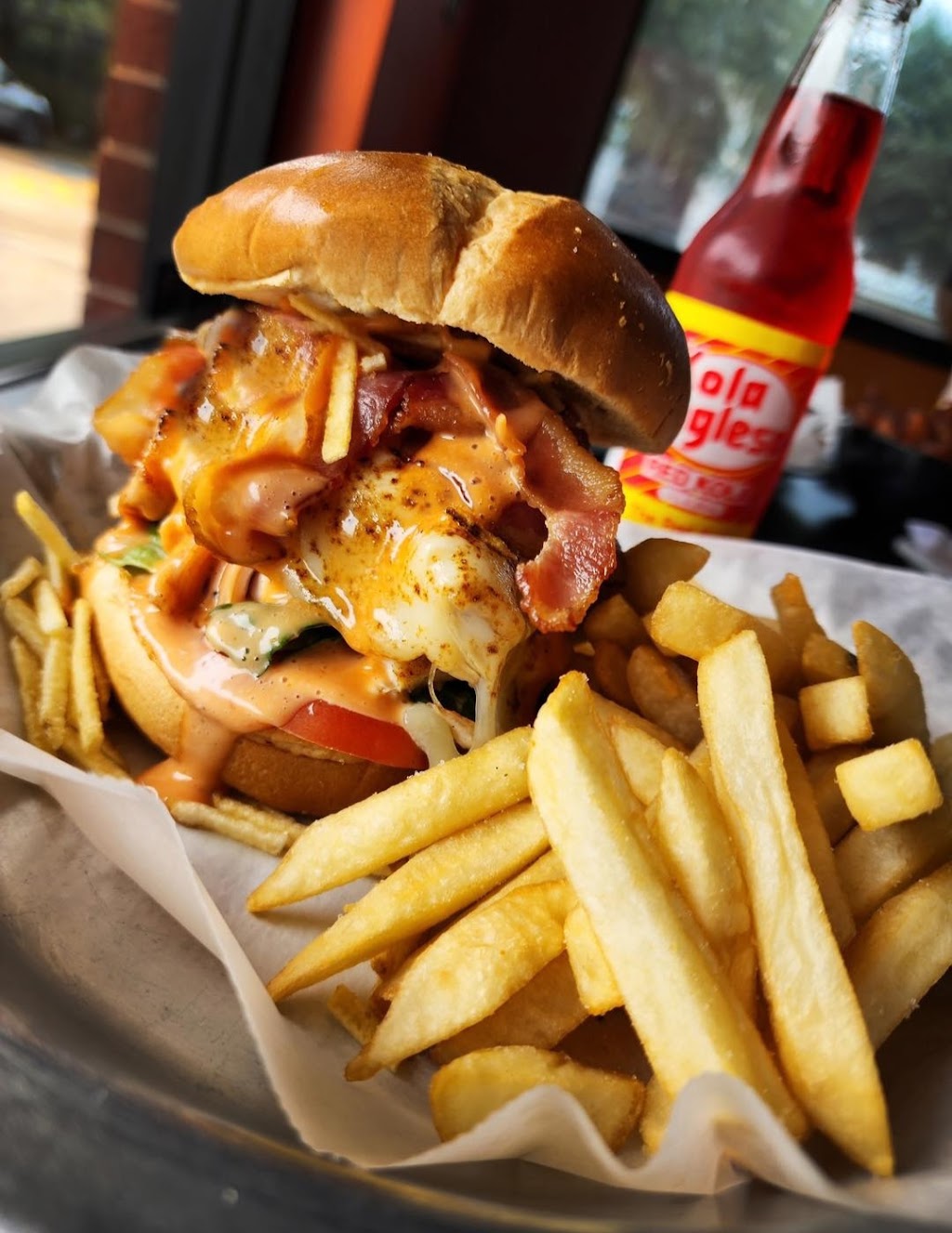 Chick Houz | restaurant | 20326 Tomball Pkwy #100, Houston, TX 77070, USA | 2812057671 OR +1 281-205-7671