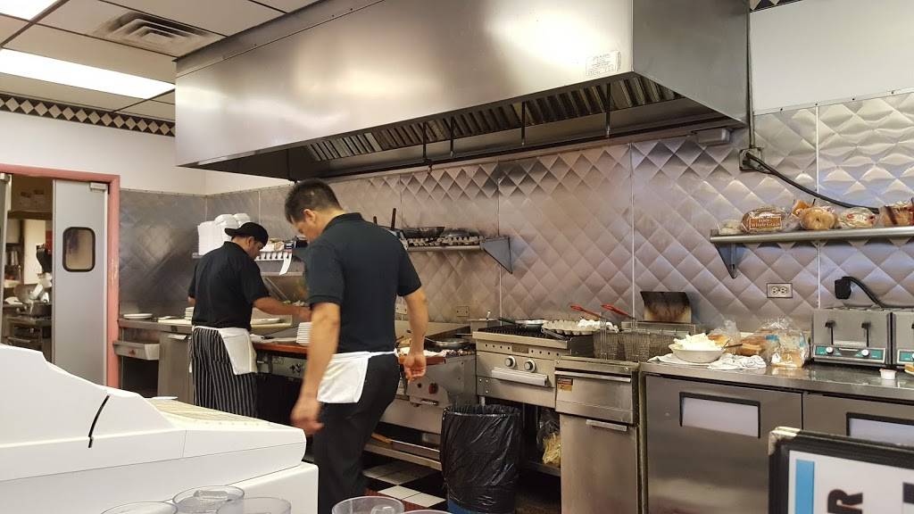 Uncle Bills Diner | restaurant | 845 Roselle Rd, Roselle, IL 60172, USA | 6305828777 OR +1 630-582-8777