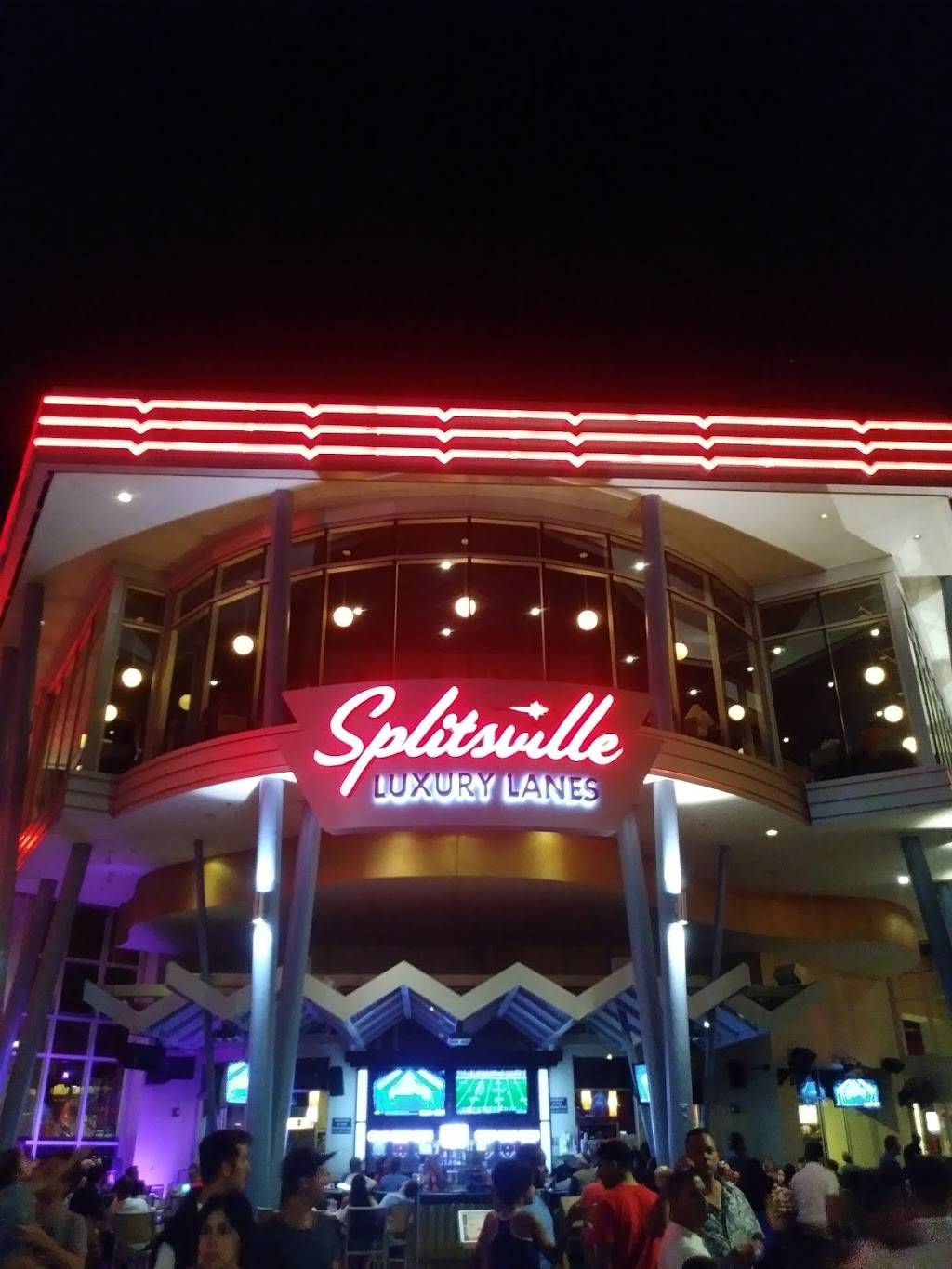 Splitsville Dining Room | restaurant | 1494 E Buena Vista Dr, Lake Buena Vista, FL 32830, USA | 4079387467 OR +1 407-938-7467