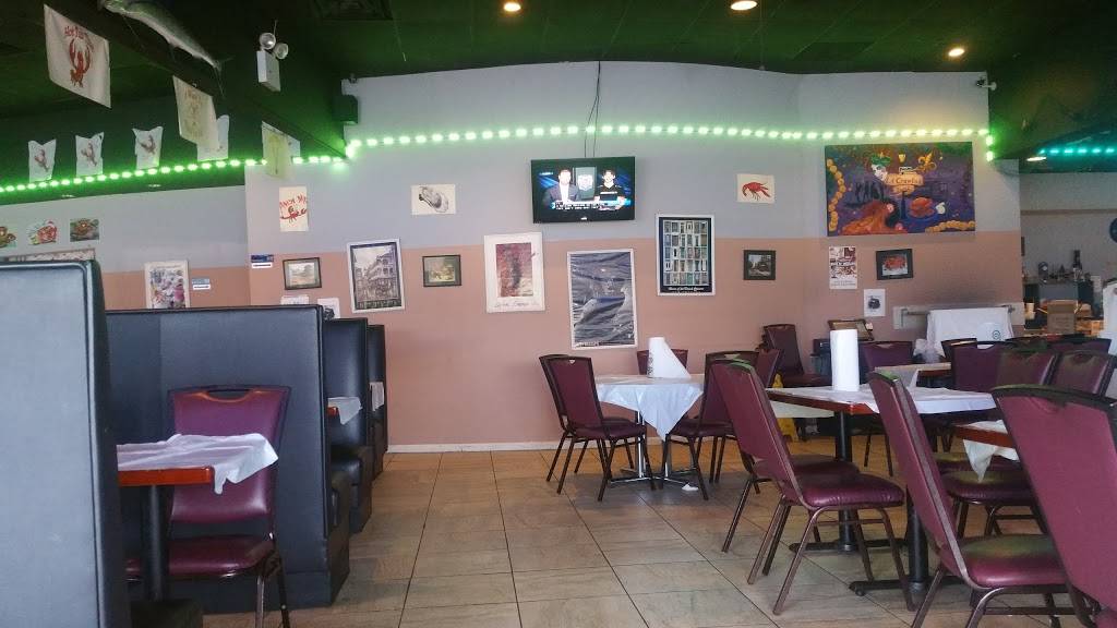 LA Crawfish Shack | restaurant | 5858 S Gessner Rd #130, Houston, TX 77036, USA | 8326685838 OR +1 832-668-5838