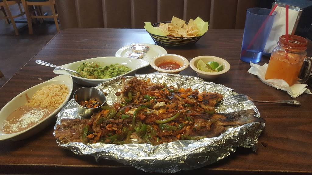 El Rey Del Marisco | restaurant | 501 N Harbor Blvd # E, Santa Ana, CA 92703, USA | 7145542193 OR +1 714-554-2193