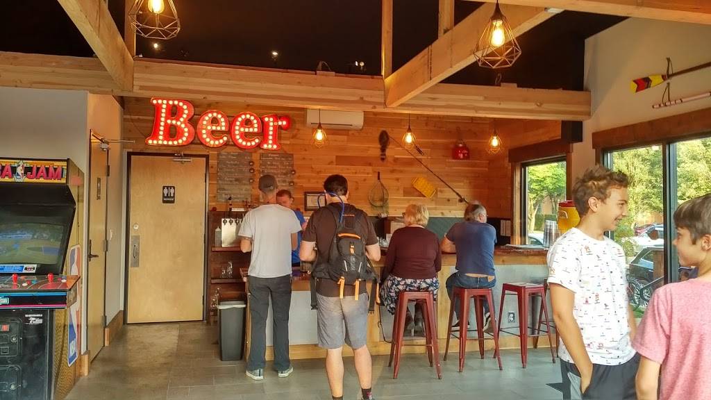 Scout Beer Tap House | restaurant | 5029 SE Division St, Portland, OR 97206, USA | 5037649855 OR +1 503-764-9855