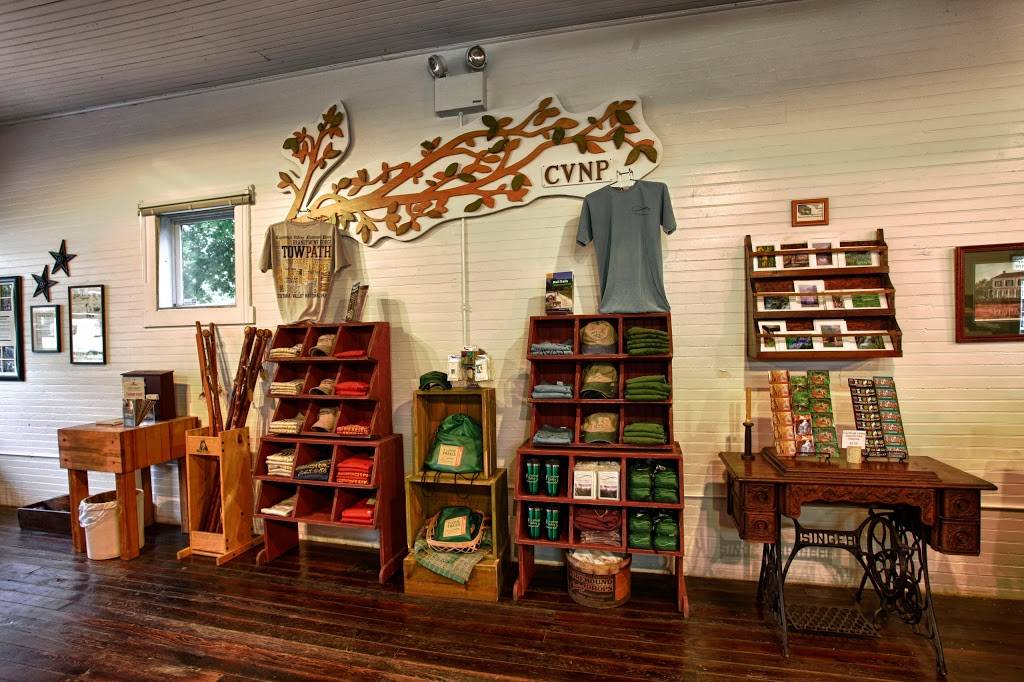 Trail Mix Boston | meal takeaway | 1565 West Boston Mills Rd, Peninsula, OH 44264, USA | 3306572277 OR +1 330-657-2277