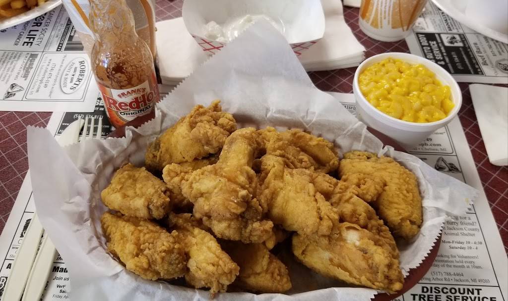 Whites Restaurant & Catering | restaurant | 845 N W Ave, Jackson, MI 49202, USA | 5177873991 OR +1 517-787-3991