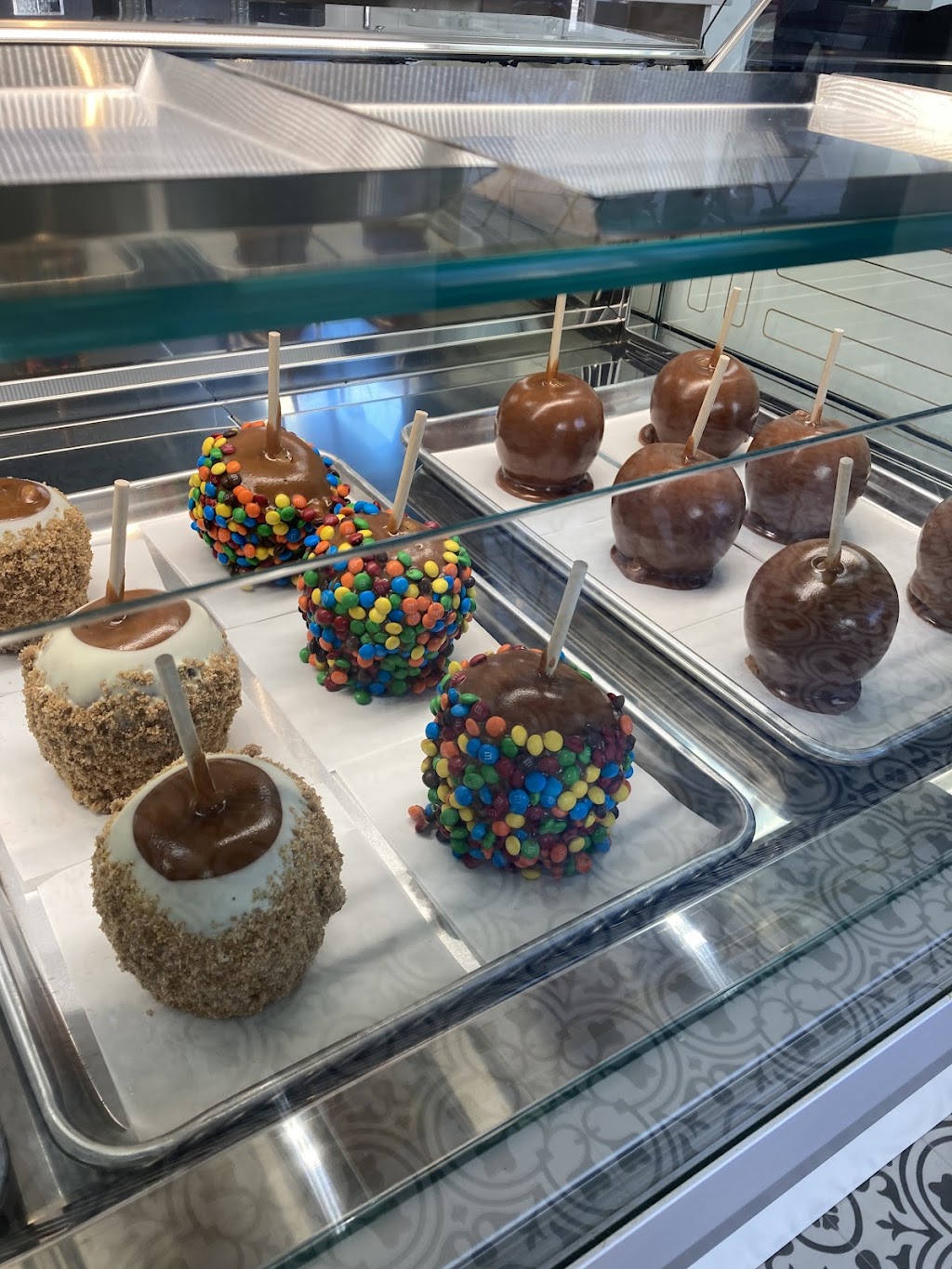 Mimis Chocolates | restaurant | 6601 Dublin Blvd Ste N, Dublin, CA 94568, USA | 5105086727 OR +1 510-508-6727