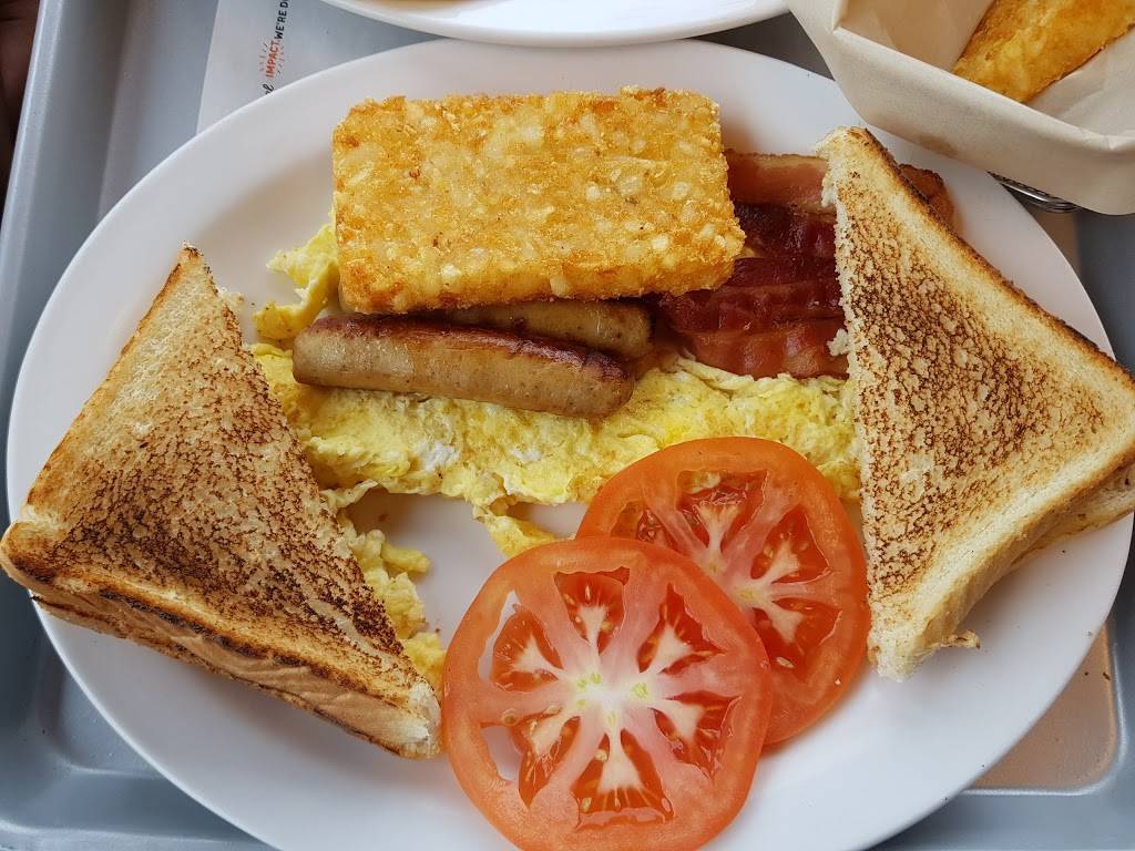 A&W Canada | restaurant | 5880 Mavis Rd, Mississauga, ON L5V 3B7, Canada | 6474794020 OR +1 647-479-4020