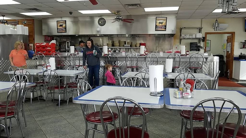 Strawberry Hill Cafe and Ice Cream Parlor | restaurant | 3092 SC-11, Chesnee, SC 29323, USA | 8644614000 OR +1 864-461-4000