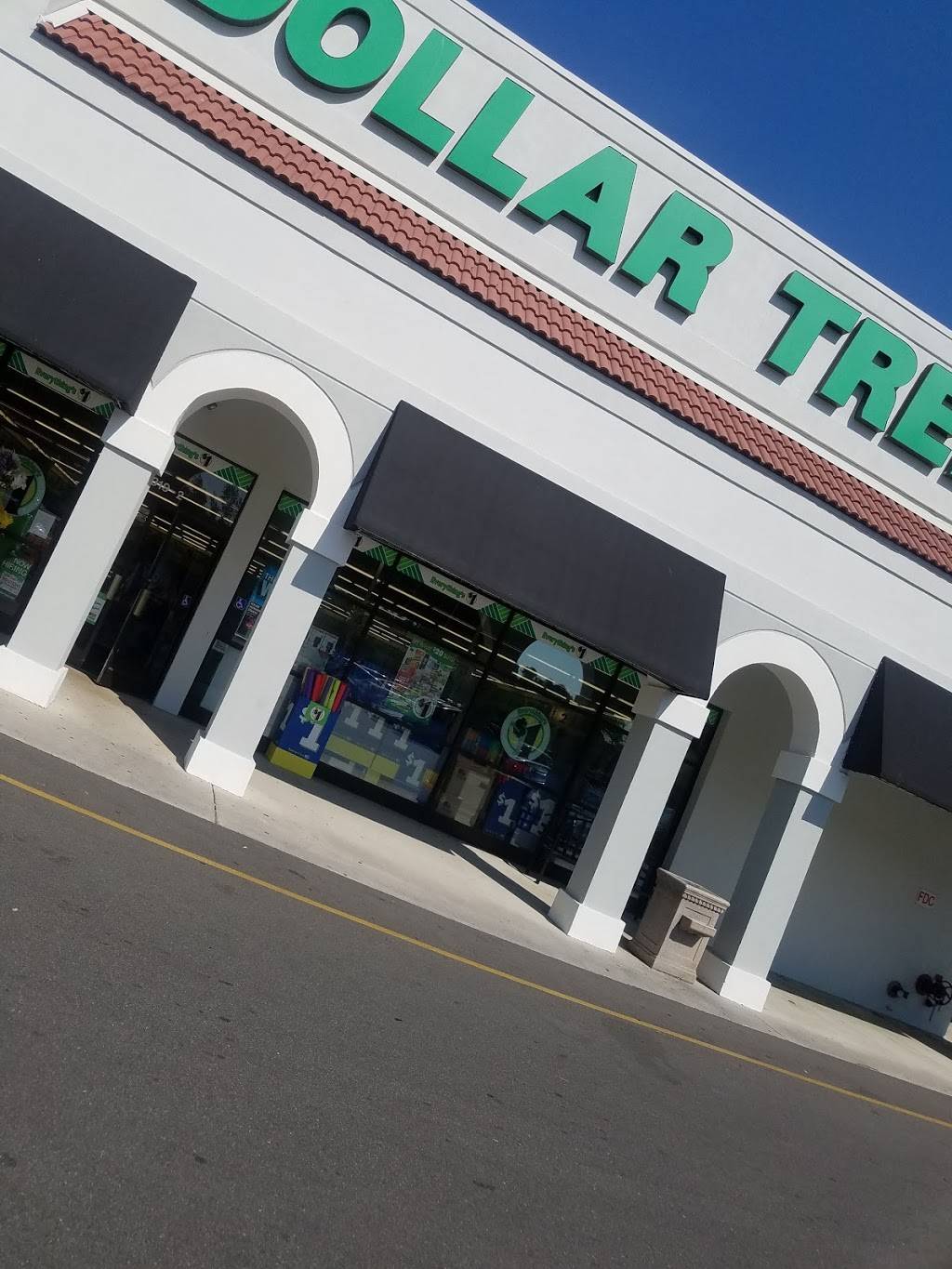 Landfall shopping center | restaurant | 1319 Military Cutoff Rd, Wilmington, NC 28405, USA | 9106798414 OR +1 910-679-8414