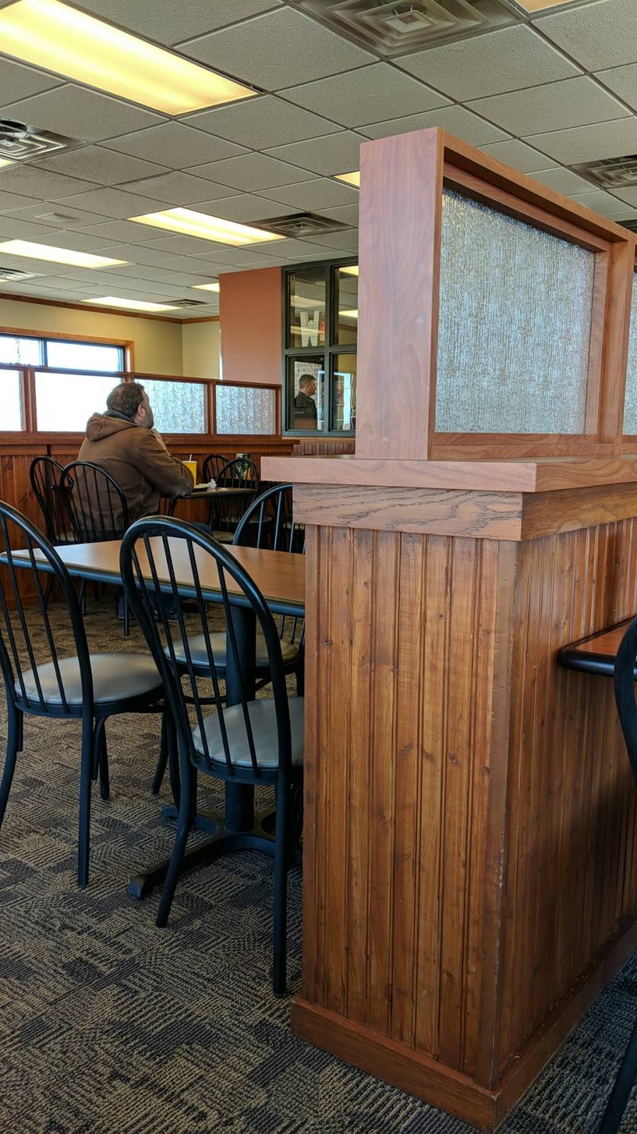 Runza Restaurant | restaurant | 8330 Northwoods Dr, Lincoln, NE 68505, USA | 4024886808 OR +1 402-488-6808