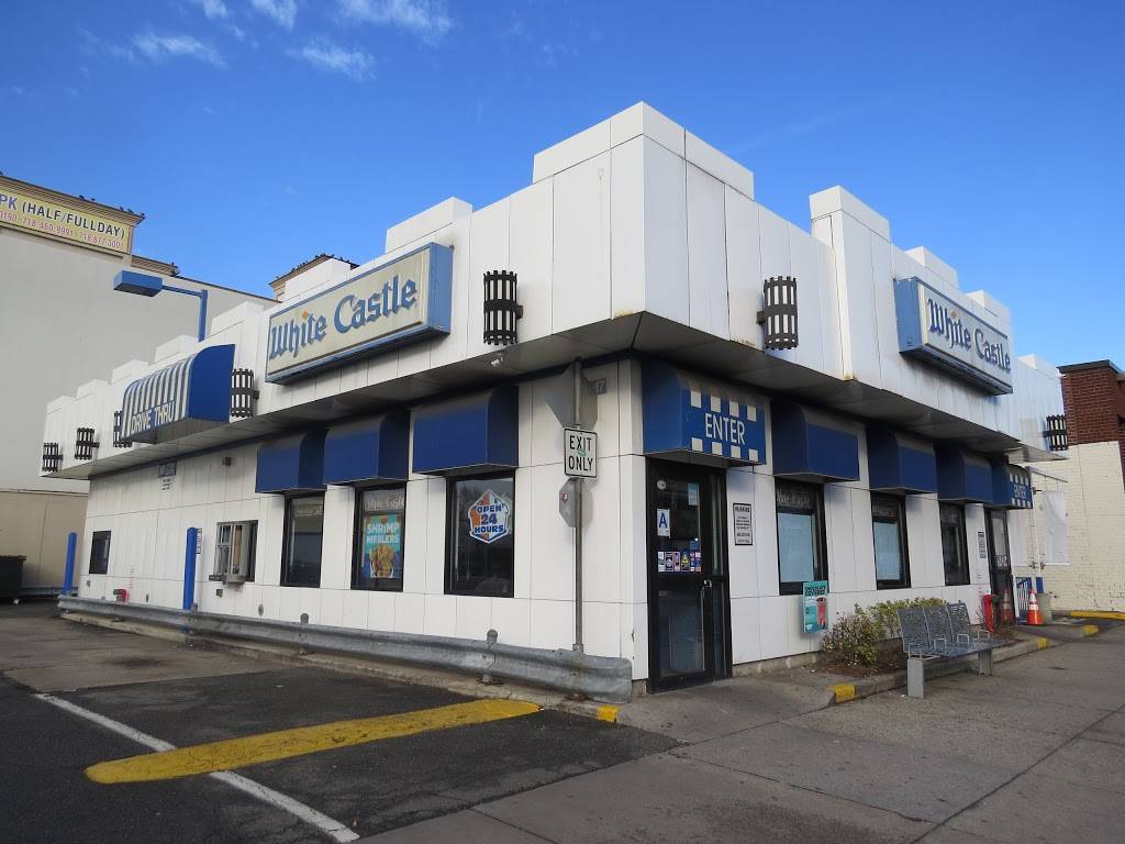 White Castle | restaurant | 213-17 Northern Blvd, Bayside, NY 11361, USA | 7182247333 OR +1 718-224-7333