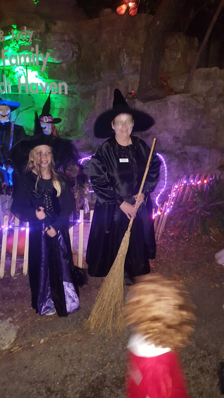 OTs Bar | restaurant | 9212 St Charles Rock Rd, Breckenridge Hills, MO 63114, USA | 3144269993 OR +1 314-426-9993