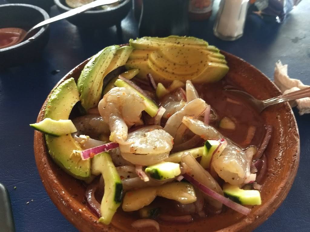 Mariscos el Esterito | restaurant | Calle Miguel Hidalgo 2, La Gloria, 22645 Tijuana, B.C., Mexico | 016643830033 OR +52 664 383 0033