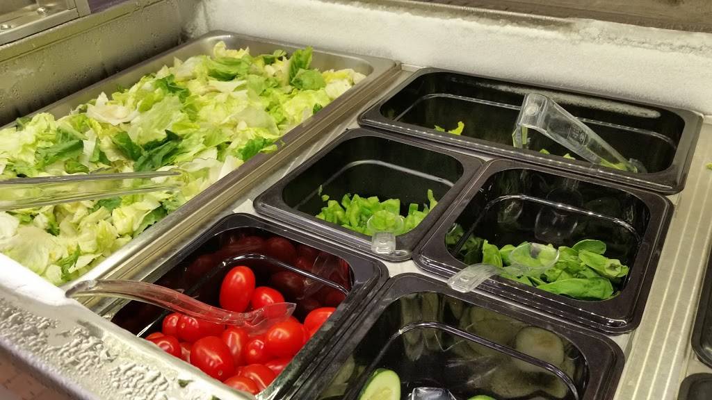 Lowell Mill Restaurant | restaurant | 595 Bagley Rd, Kenly, NC 27542, USA | 9192845141 OR +1 919-284-5141