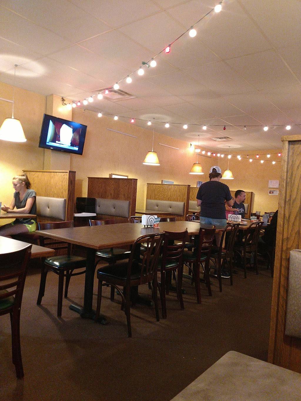 Z-Place Pizza | restaurant | 538 Warren St, Huntington, IN 46750, USA | 2603564500 OR +1 260-356-4500