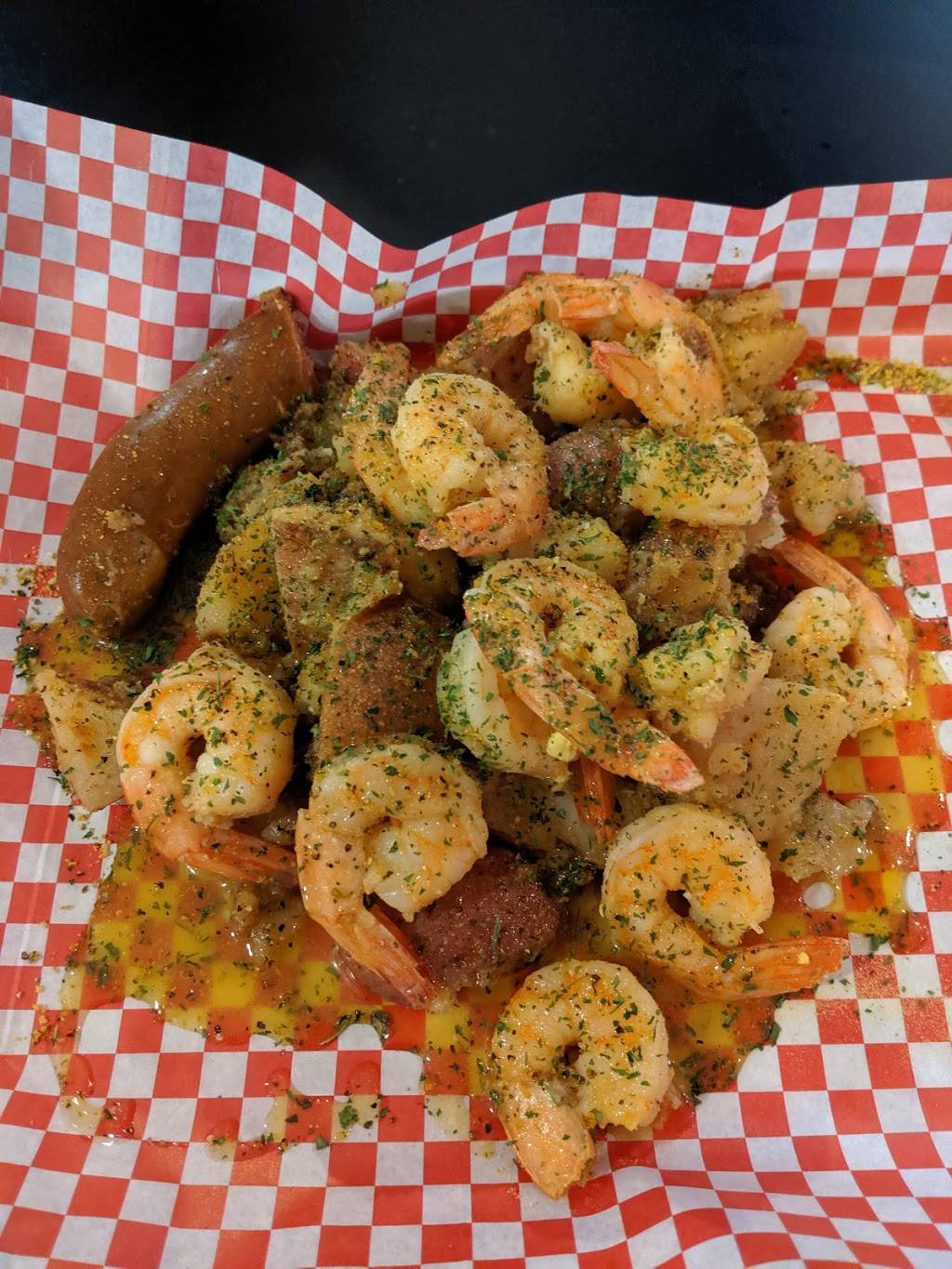 Krab Kingz Seafood | restaurant | 4180 S Jones Blvd #1-2, Las Vegas, NV 89103, USA | 7025186951 OR +1 702-518-6951