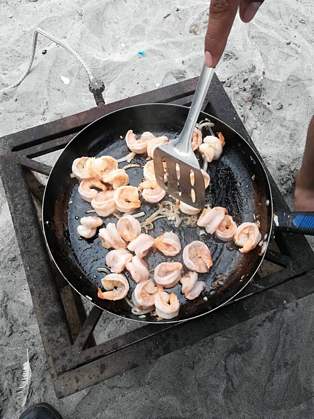 Mariscos Tamazula | restaurant | Blvd. Popotla km 32, Cuenca Diaz, Popotla, 22710 Rosarito, B.C., Mexico | 016611006586 OR +52 661 100 6586